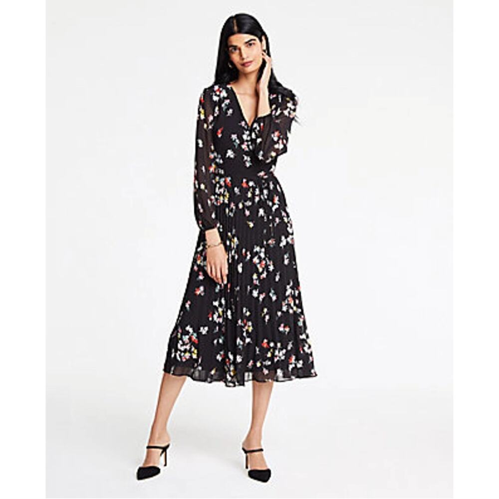 Ann Taylor Black and White Midi Dress